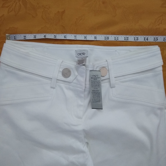 New 🎀 CACHE white flare jeans - Picture 5 of 10